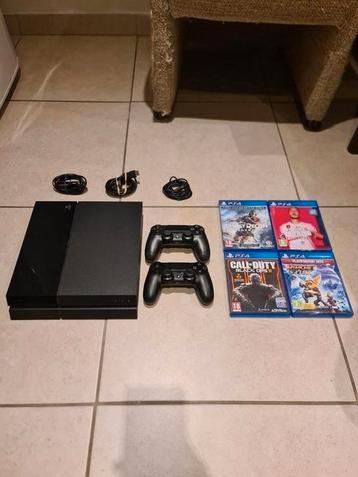 Playstation 4 | 1 To | 2 manettes | 4 jeux, Enlèvement, Comme neuf