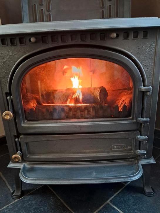 SAEY 92 LB houtkachel — 3 openingen — 12 kg, Huis en Inrichting, Kachels, Gebruikt, Houtkachel, Hout, Ophalen