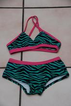 Bikini - Groen en zwart badpak T116/122 of 6/7 jaar TB, Maat 116, Meisje, Badpak, Ophalen of Verzenden