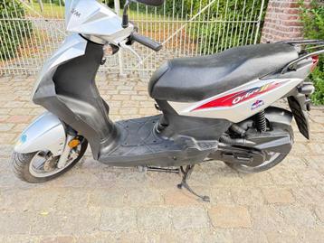 sym orbit 2 =  25 km/ uur , originele staat , beschikbaar voor biedingen