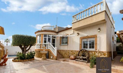 Uitzonderlijke Villa in San Miguel de Salinas, Immo, Buitenland, Spanje, Woonhuis, Dorp