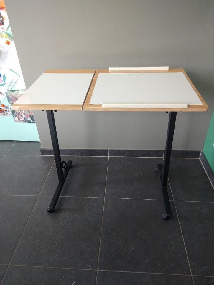 Computertafel of tekenbord voor kinderen op wielen, Diversen, Bureau-accessoires, Zo goed als nieuw, Ophalen