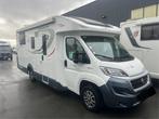 Roller zefiro 2018 45000km queensbed en hefbed, Bedrijf, Luifel, TV