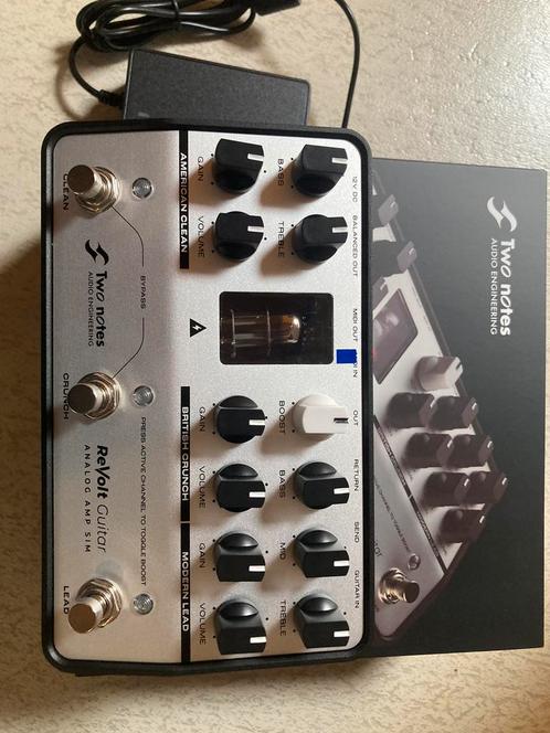 Two Notes Revolt Guitar Preamp, Muziek en Instrumenten, Effecten, Zo goed als nieuw, Ophalen