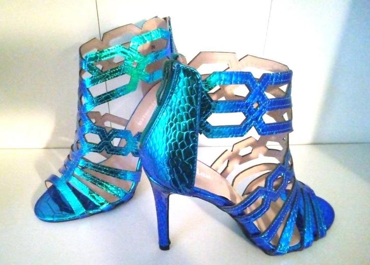 Sandalen/hoge hakken - Holografisch metaalblauw - 36, Kleding | Dames, Schoenen, Nieuw, Pumps, Blauw, Verzenden