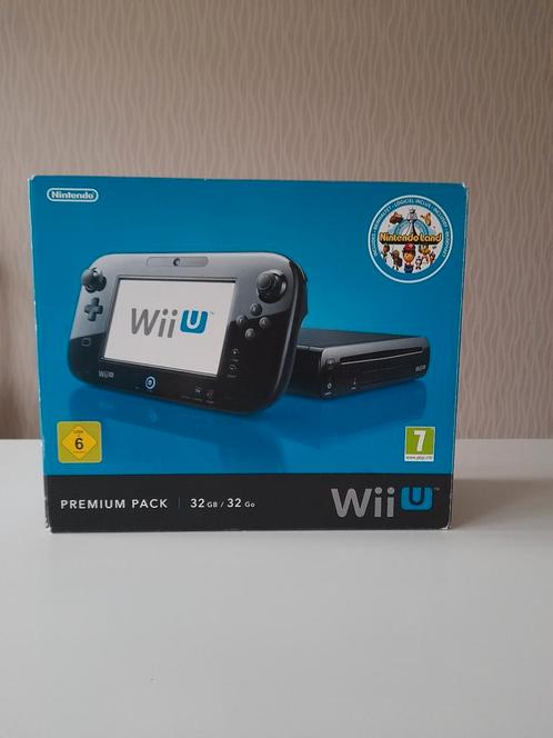 Wii U-console van 32 GB met Nintendo Land, Games en Spelcomputers, Spelcomputers | Nintendo Wii U, Zo goed als nieuw, Met 3 controllers of meer