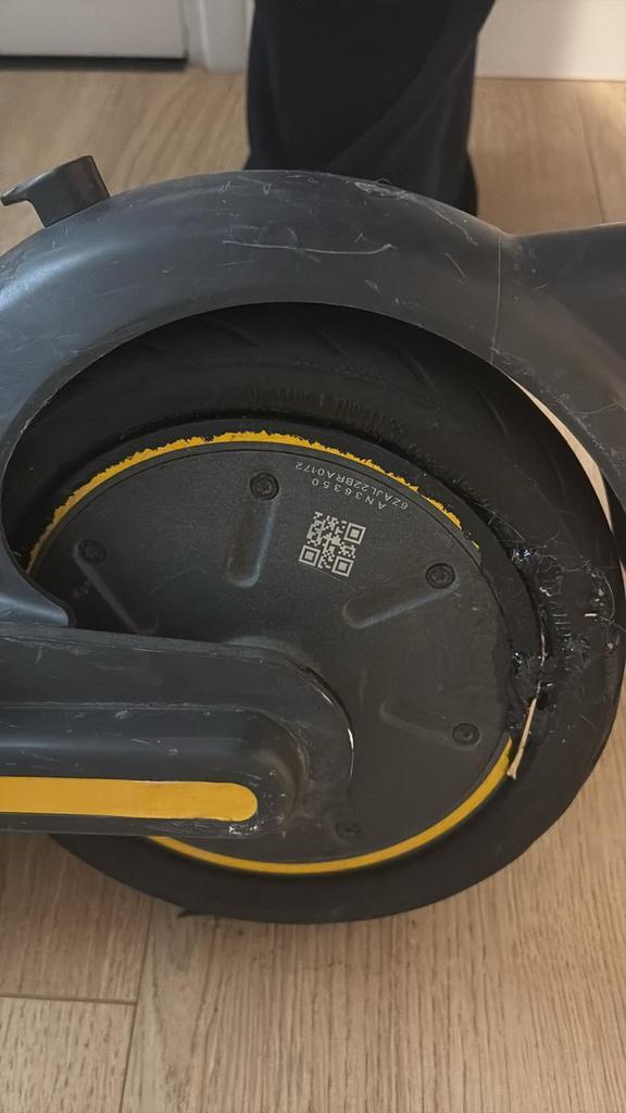 Ninebot g30 max, Fietsen en Brommers, Steps, Zo goed als nieuw, Elektrische step (E-scooter), Ophalen