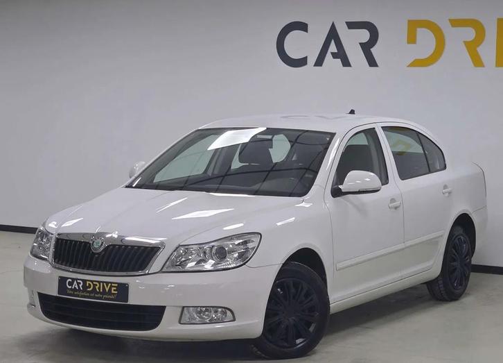 Skoda Octavia 1.6 TDi B AUTO/CRUISE/CARPLAY/GARANTIE 1 AN, Auto's, Skoda, Bedrijf, Te koop, Octavia, ABS, Airbags, Airconditioning