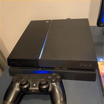 PlayStation 4 en parfait état de fonctionnement