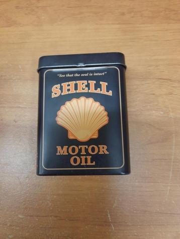 motorolie in kleine doos beschikbaar voor biedingen