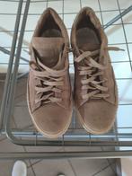 Dames sneakers 40, Beige, Ophalen of Verzenden, Zo goed als nieuw, Sneakers