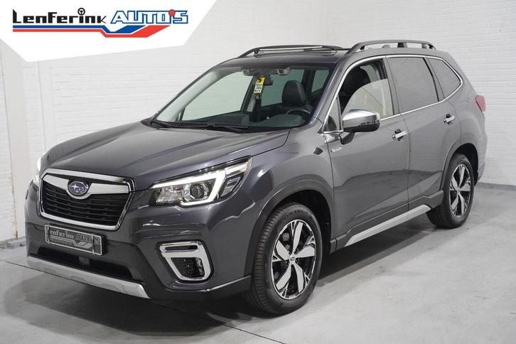 Subaru Forester 2.0i e-BOXER First Edition Leder Apple Carpl, Auto's, Subaru, Bedrijf, Forester, 4x4, ABS, Adaptieve lichten, Adaptive Cruise Control