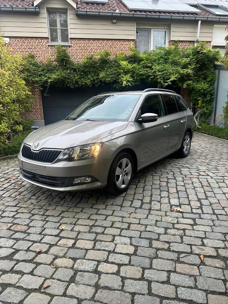 Skoda Fabia Combi 1.4 TDI (2016) – 140.000 km – €8.000, Auto's, Skoda, Particulier, Fabia, ABS, Airbags, Airconditioning, Bluetooth