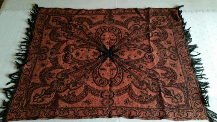 2 Vintage tafelkleden Paisley Jacquard geweven doek, Huis en Inrichting, Tafelkleden, Zo goed als nieuw, Vierkant, Binnen, Ophalen
