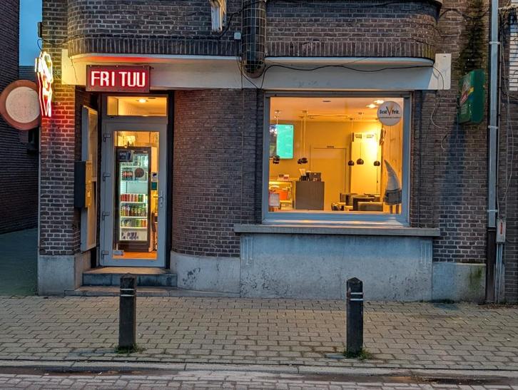 Frituur over te nemen, Zakelijke goederen, Exploitaties en Overnames