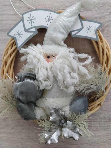 Kerstversiering beschikbaar voor biedingen