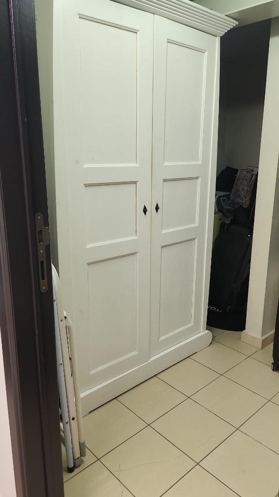 Volwaardige kleerkast – romantische, charmante stijl, Huis en Inrichting, Kasten | Kleerkasten, Gebruikt, 200 cm of meer, 100 tot 150 cm