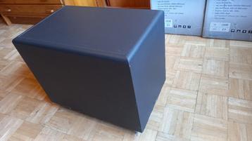 POLK PSW140 subwoofer met ingebouwde versterker beschikbaar voor biedingen