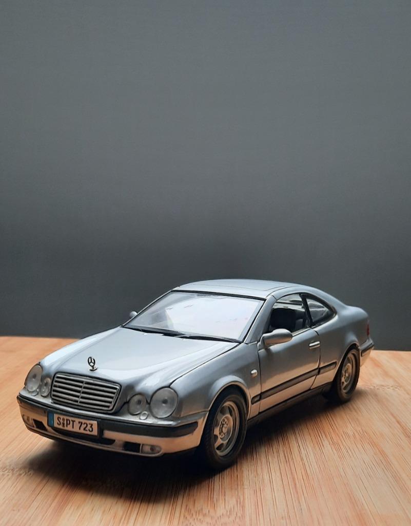 Mercedes Clk 230, Hobby & Loisirs créatifs, Voitures miniatures | 1:18, Enlèvement, Utilisé, Voiture