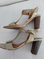 114C* ESSENTIEL prachtige leren sandalen (39), Kleding | Dames, Schoenen, Pumps, Overige kleuren, Verzenden, Essentiel