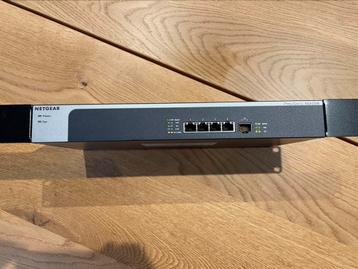 Switch Ethernet 10 Gigabit Netgear à 5 ports (XS505M)