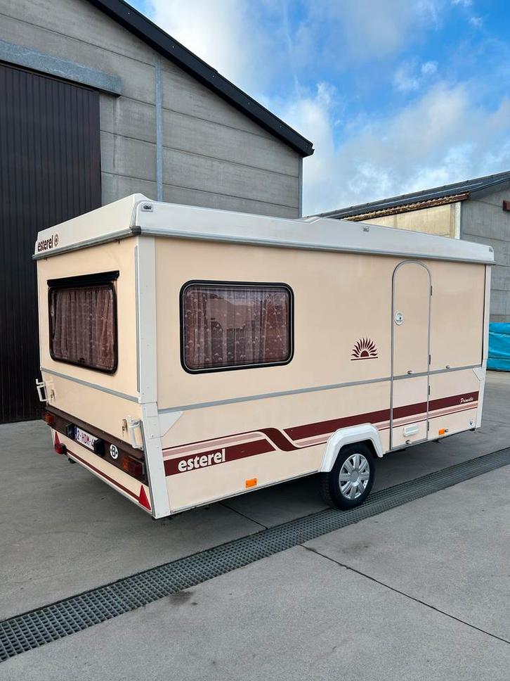 Esterel plooicaravan + voortent -750kg, Caravanes & Camping, Caravanes, Particulier, jusqu'à 4, 500 - 750 kg, Esterel, Antivol de remorque