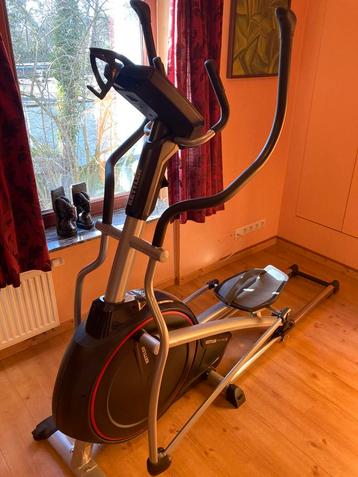 Crosstrainer in perfefte staat! beschikbaar voor biedingen