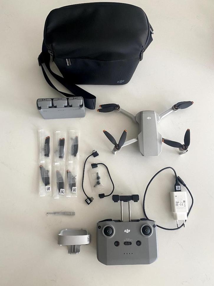 DJI Mini 2 fly more combo, Audio, Tv en Foto, Drones, Zo goed als nieuw, Drone met camera, Ophalen