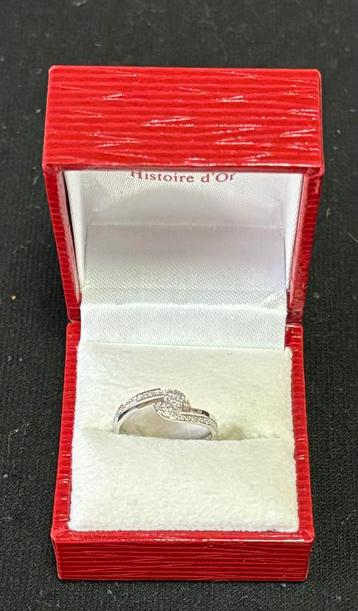 Solitairering met witgouden diamanten (375/1000) beschikbaar voor biedingen