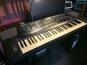 Roland E56 Clavier arrangeur beschikbaar voor biedingen