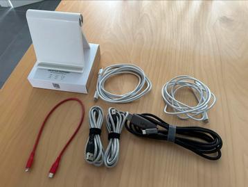 Câbles USB-C et accessoires beschikbaar voor biedingen