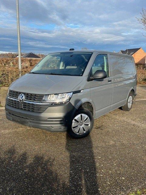 Volkswagen Transporter T6 Automaat 110KW/150PK, Autos, Camionnettes & Utilitaires, Entreprise, Achat, Airbags, Air conditionné