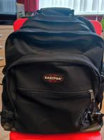 Zwarte Eastpak unisex grote versie met lederen bodem + hoes., Ophalen, Zo goed als nieuw, Eastpak