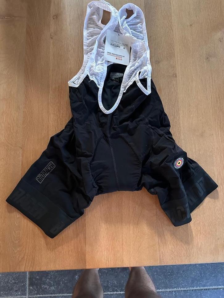 Nieuwe Bioracer fietsbroek– Stratos Bibshort (XL) – met labe, Fietsen en Brommers, Fietsaccessoires | Fietskleding, Nieuw, Heren