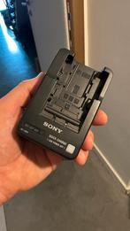 Sony batterij lader BC-QM1, Audio, Tv en Foto, Opladers, Ophalen, Zo goed als nieuw