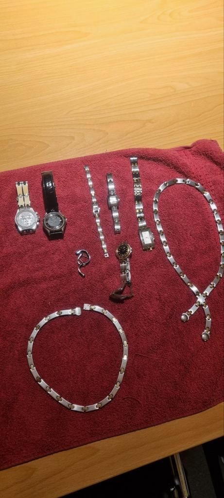 Pequignet horloges en sieraden heren en dames, Handtassen en Accessoires, Horloges | Dames, Zo goed als nieuw, Ophalen of Verzenden