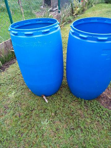 Regenwatertonnen beschikbaar voor biedingen