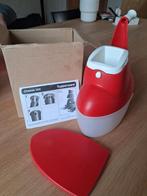 Tupperware kaasrasp, Ophalen