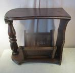 Mooi Antieke Houten Bijzettafeltje met krantenrek - 50x27x50, Ophalen of Verzenden