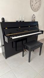Yamaha B1 piano – Zwart hoogglans, Muziek en Instrumenten, Piano's, Ophalen, Zwart, Piano, Hoogglans