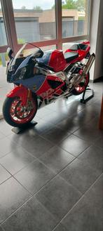 Réplique de ballon d'or Aprilia RSV1000R, Motos, Motos | Aprilia, Particulier, Super Sport