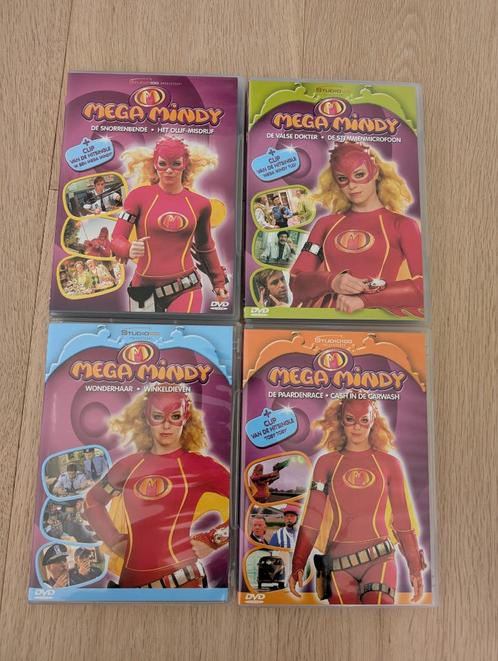 DVD's Mega Mindy seizoen 1, Cd's en Dvd's, Dvd's | Kinderen en Jeugd, Zo goed als nieuw, Tv fictie, Overige genres, Alle leeftijden