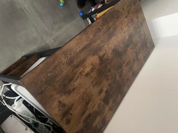 Bureau beschikbaar voor biedingen