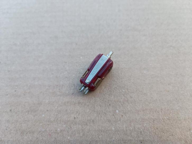 Element / Ronette / 9.1 / Stereo (Div) jukebox, Verzamelen, Automaten | Jukeboxen, Verzenden