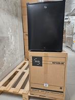 Mini frigo ( mini bar ), Bricolage & Construction, Panneaux solaires & Accessoires, Enlèvement ou Envoi