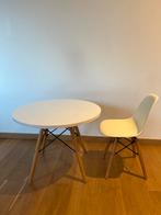 Design kindertafel met bijhorende stoel, Kinderen en Baby's, Kinderkamer | Tafels en Stoelen, Ophalen, Zo goed als nieuw, Tafel(s) en Stoel(en)