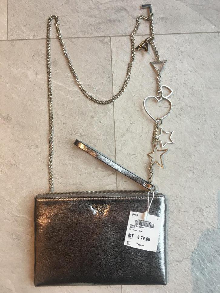 Clutch/Guess/Zilver, Handtassen en Accessoires, Tassen | Damestassen, Nieuw, Avondtasje, Overige kleuren, Ophalen of Verzenden
