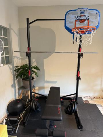 Gym Set Te Koop beschikbaar voor biedingen