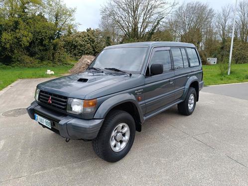 MITSUBISHI PAJERO 2.8 TURBO 4WD LONG AUTOMAAT AIRCO GKVVK, Auto's, Bestelwagens en Lichte vracht, Bedrijf, 4x4, ABS, Airbags, Airconditioning