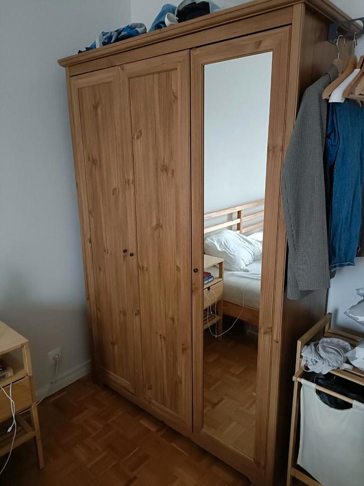 Grande armoire en bois avec miroir – état correct, Huis en Inrichting, Kasten | Kleerkasten, Gebruikt, 150 tot 200 cm, 100 tot 150 cm